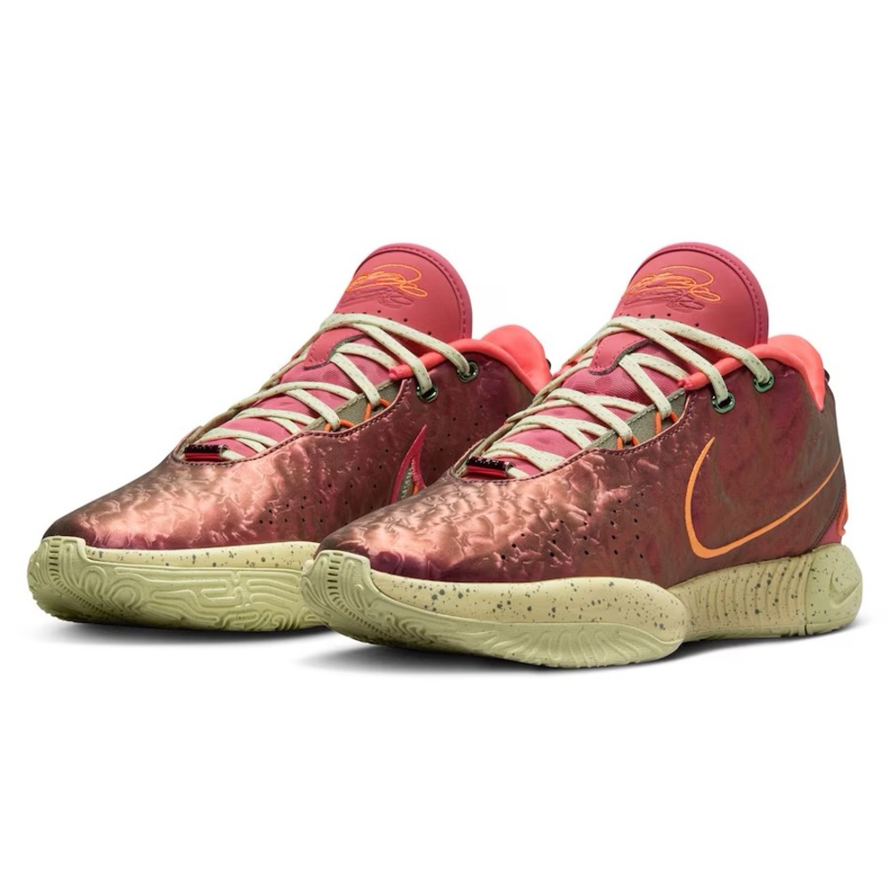 Nike LeBron Queen Conch 21